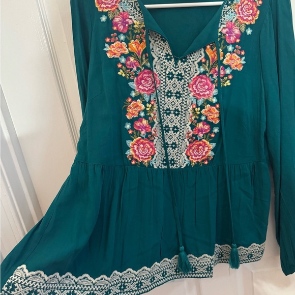 Savanna Jane Teal Floral Embroidered Women's Top - Picture 2 of 5